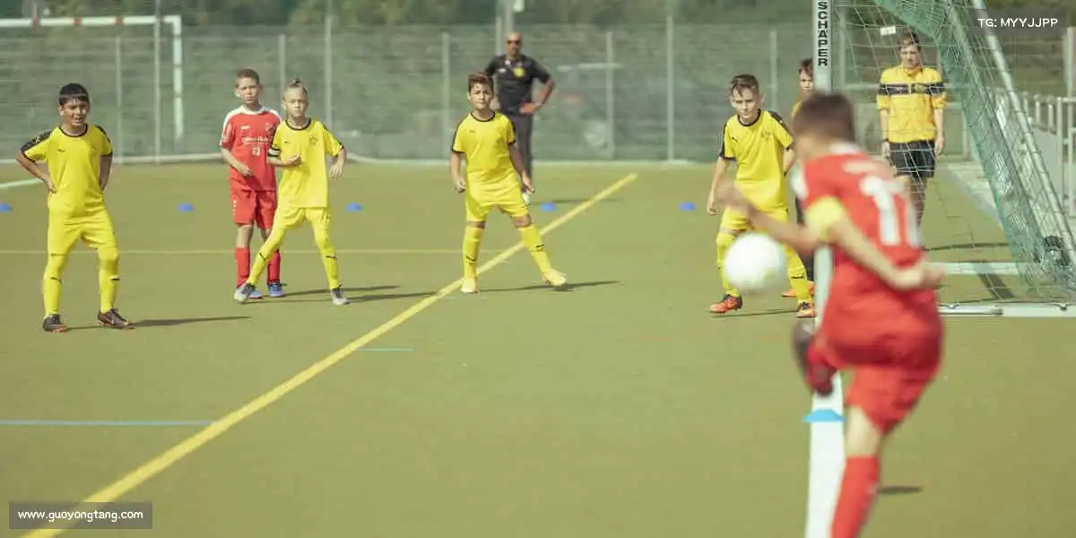 必一🏆奖牌终会褪色,但拼搏的故事永远发光 —— 加入我们,书写你的传奇!